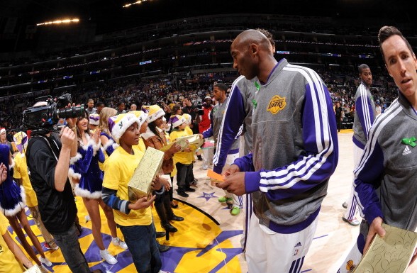 中保持了超 中保持了超